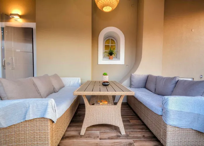 Vakantiehuis Stratos House 2br Parking Near Corfutown *