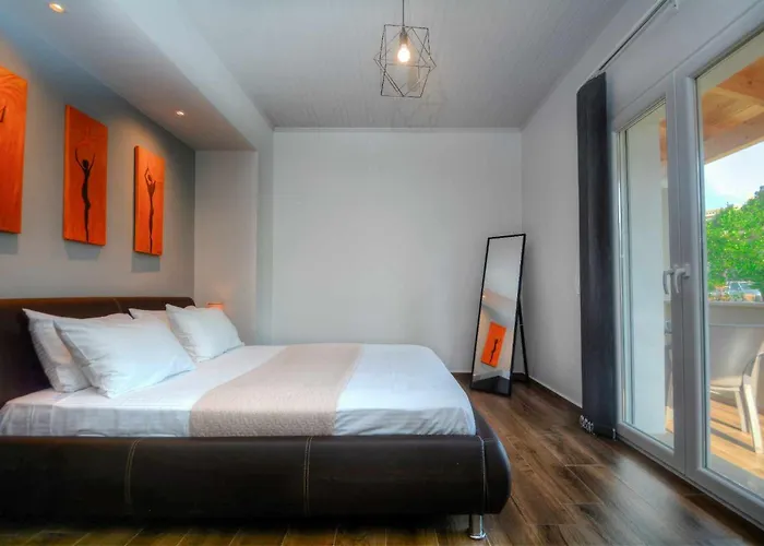 Stratos House 2br Parking Near Corfutown *
